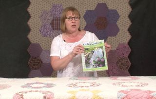 Amish Waves Hand Quilting with Carolyn Forster
