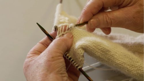 knitting technique picking up dropped stitches