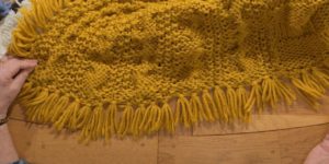 Knitted Family Throw Make Yarn Tassels with Daphne Morris