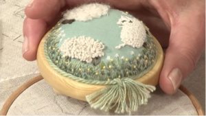 Embroidery pin cushion